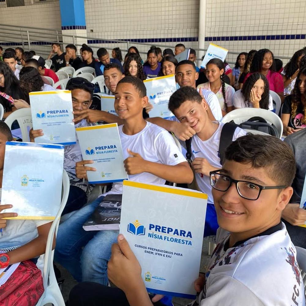 Escola lotada com os futuros estudantes da Escola Agrícola de Jundiaí e do IFRN